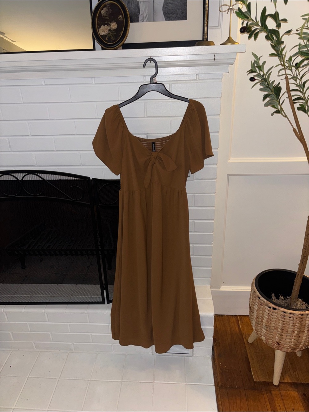 Brown Tie-Front Midi Dress with Puff Sleeves